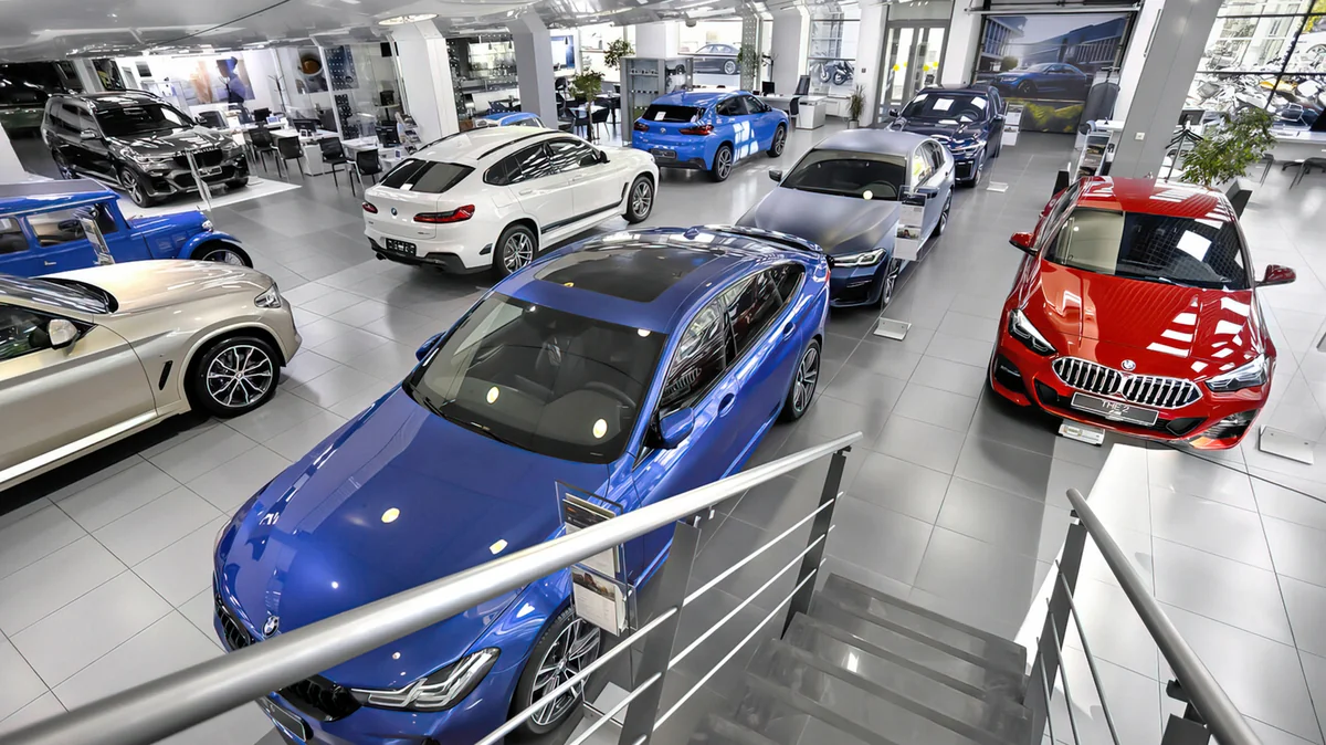 BMW suspends production in Bavaria due to lack of parts from Ukraine