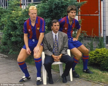 Holland to honour Johan Cruyff with 14th minute silence at France friendly today
