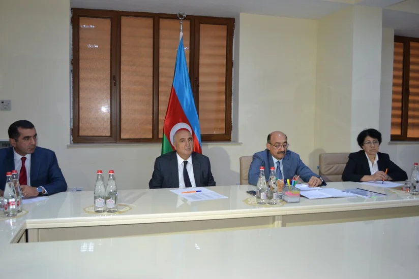 Mədəniyyət və turizm naziri Kürdəmirdə vətəndaş qəbulu keçirib