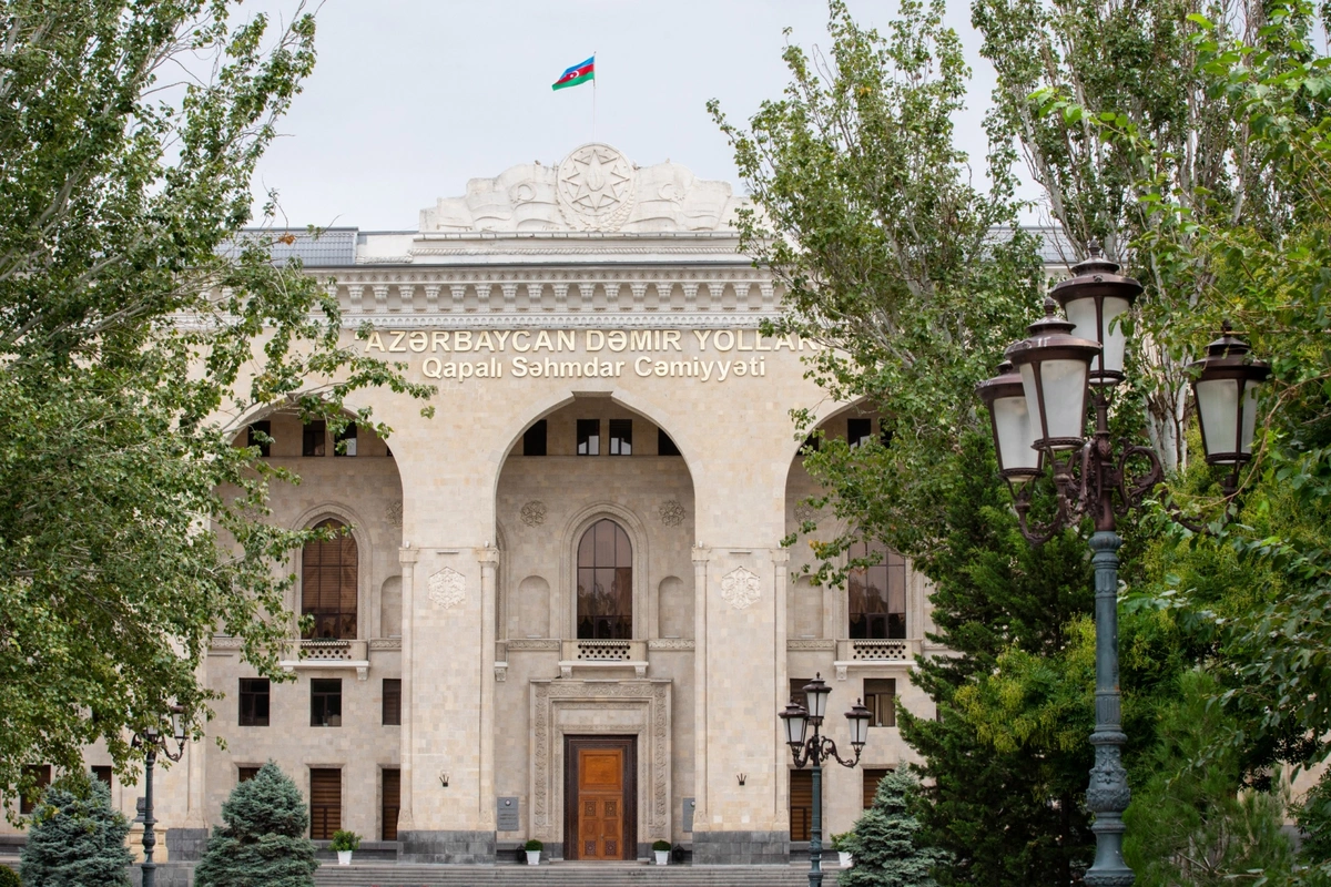 Bakıda strateji əhəmiyyətli yük stansiyası əsaslı təmir edilib