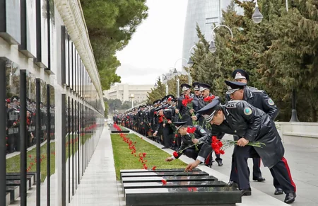 Dövlət Miqrasiya Xidmətinin 10 illik yubileyi münasibətilə təntənəli mərasim keçirilib