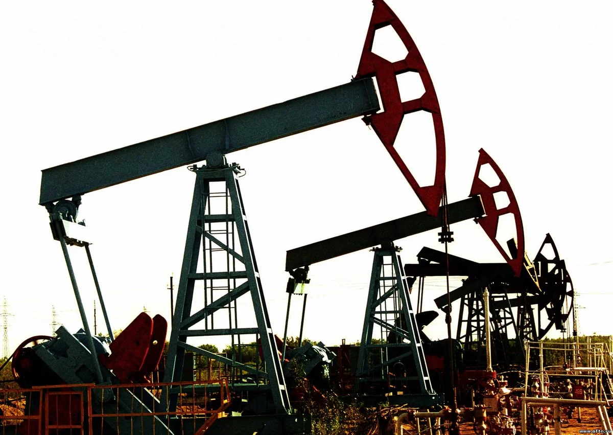 Азербайджанская нефть подешевела