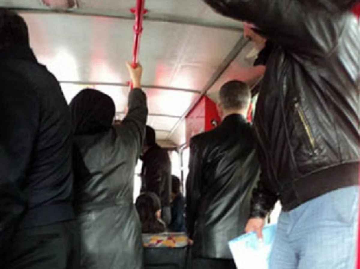 Bakıda sərnişin avtobusunda soyğunçluq edilib