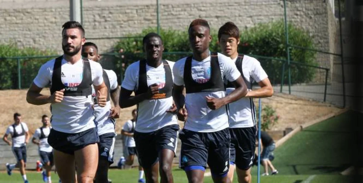 Fransa klubunun futbolçuları məşq zamanı dalaşıb