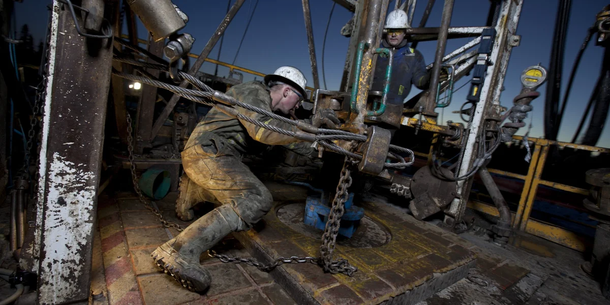 Azerbaijani oil price exceeds $65