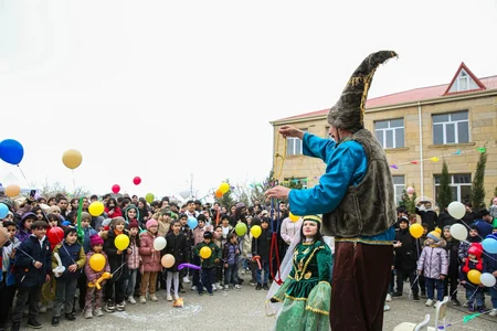 İDEA İctimai Birliyinin təşəbbüsü ilə Xızı rayonunda uşaqlar üçün Novruz şənliyi keçirilib