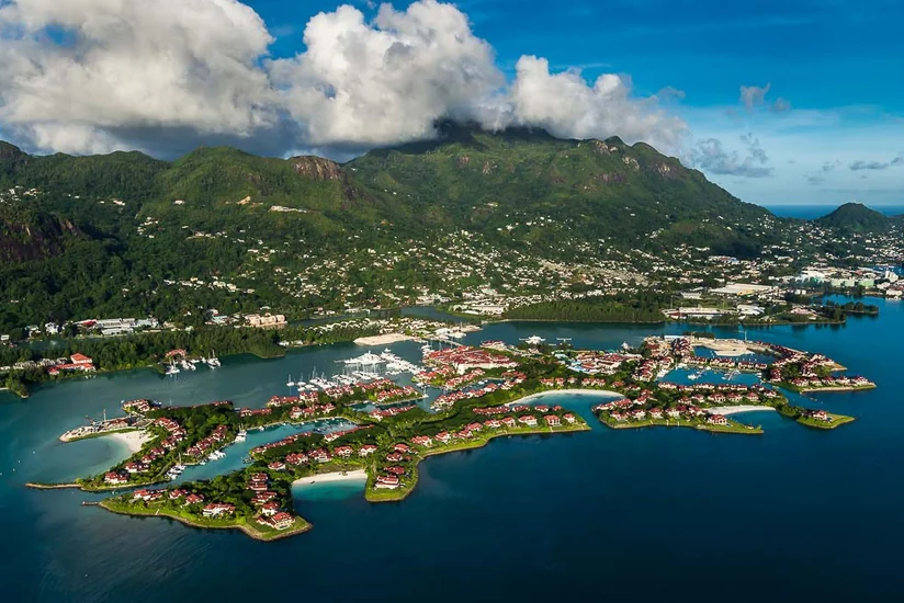 Сейшелы с 25 марта начинают принимать туристов из других стран