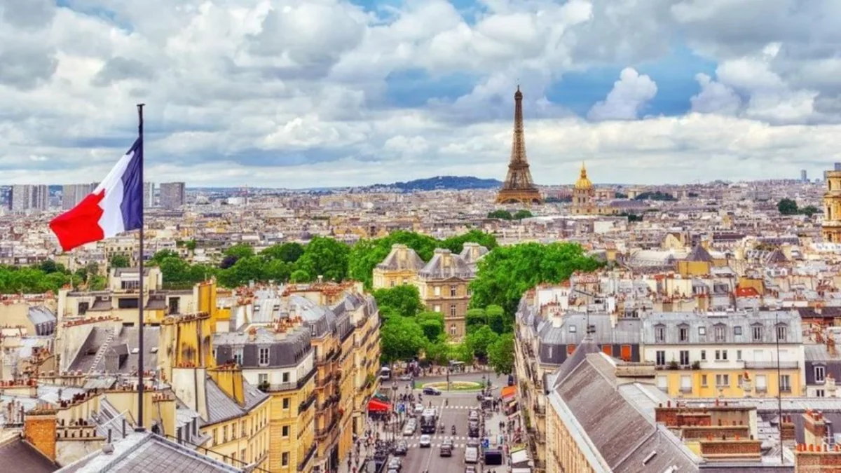 French Foreign Ministry declares 6 Russian diplomats persona non grata