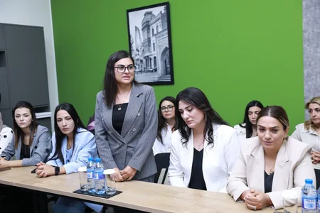 Bu il doqquz nəfər şəhid xanımı ali məktəbə qəbul olub