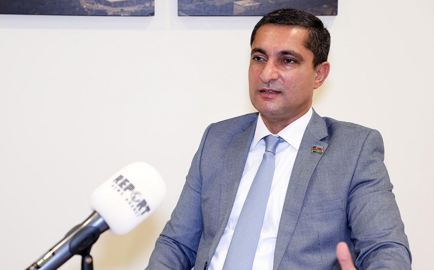 Deputat həmkarlarını əhalidə etimadsızlıq yaradan ittihamlardan çəkinməyə çağırıb