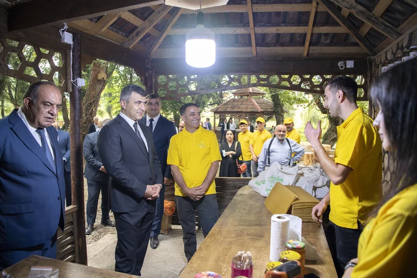 “Şəhərdən Kəndə” layihəsi çərçivəsində daha bir təsərrüfata dəstək verilib