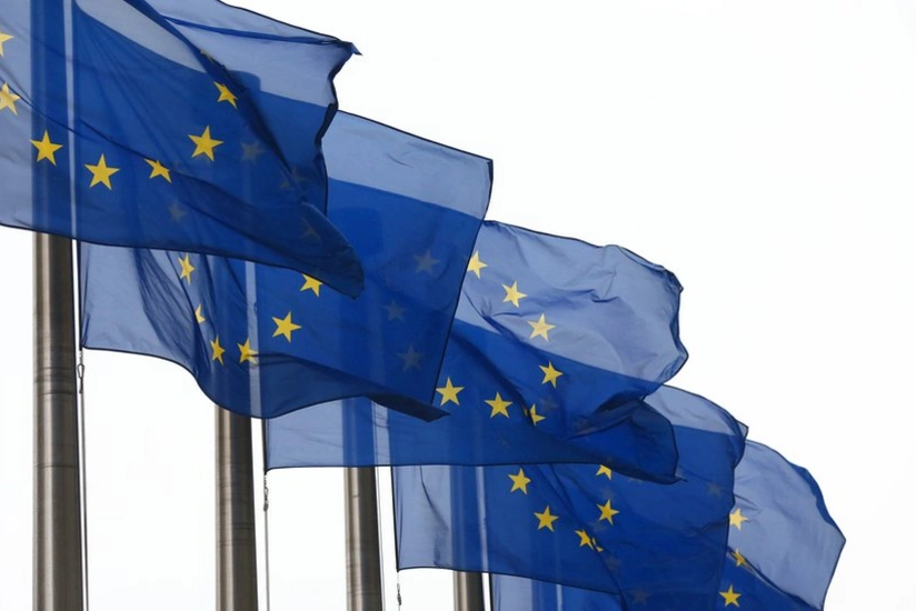 ЕС продлил на год санкции против ответственных за применение химического оружия
