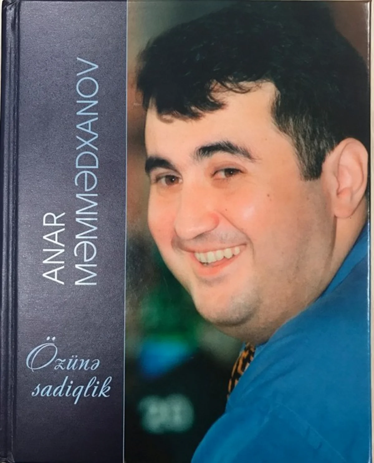Anar Məmmədxanovun kitabları AMEA Mərkəzi Elmi Kitabxanasına hədiyyə edilib