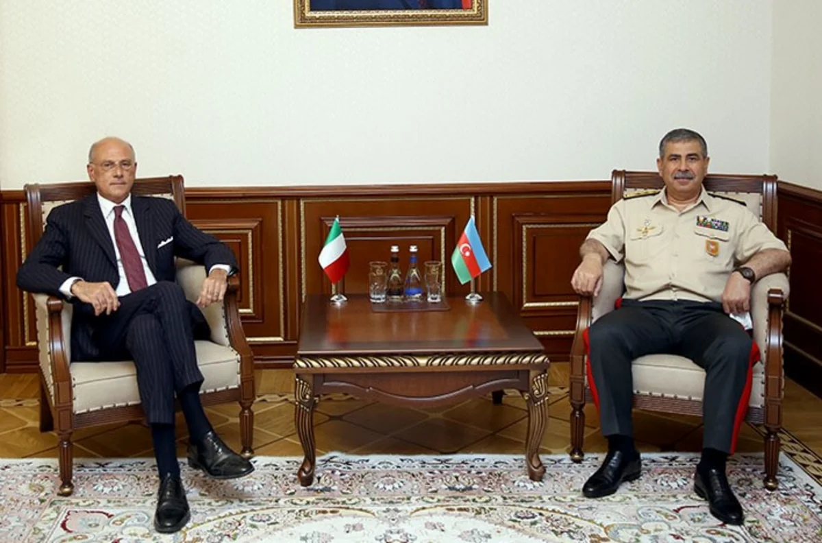 Zakir Həsənov İtaliyanın yeni səfirini Ermənistanla sərhəddəki vəziyyət barədə məlumatlandırıb