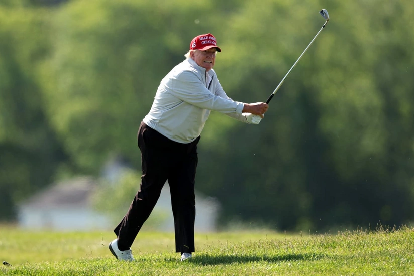 KİV: Trampın qolf həvəsi ABŞ büdcəsinə 18 milyon dollara başa gəlib