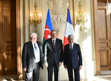 Prezident İlham Əliyev Parisdə Fransa Milli Assambleyasının sədri ilə görüşüb - ƏLAVƏ OLUNUB