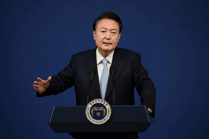 Cənubi Koreyanın hakim partiyasının lideri hərbi vəziyyətin tətbiqini pisləyib