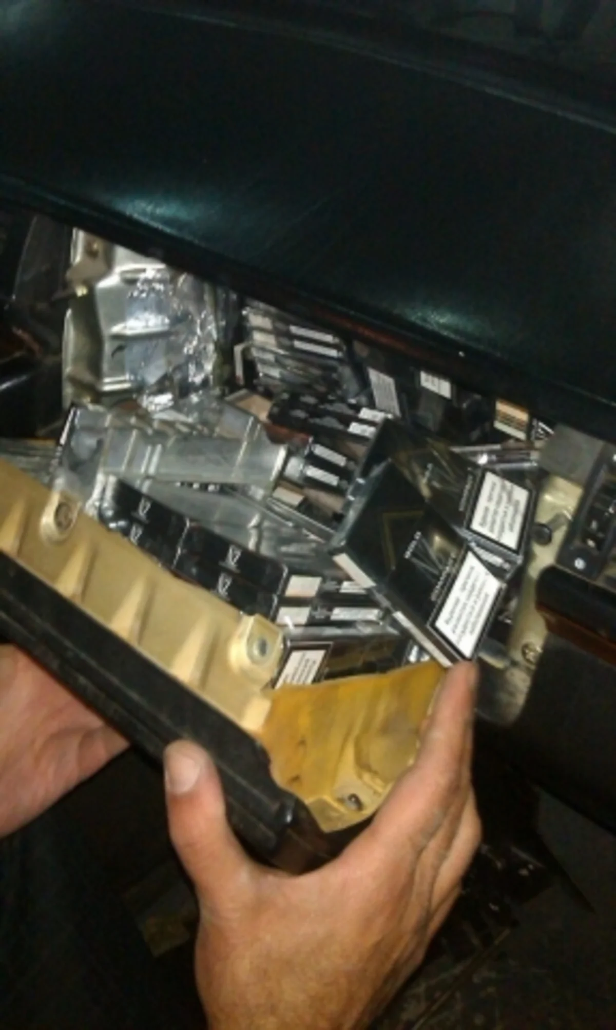 ​Gömrükçülər 40 mindən çox qaçaqmal siqaret aşkarlayıb