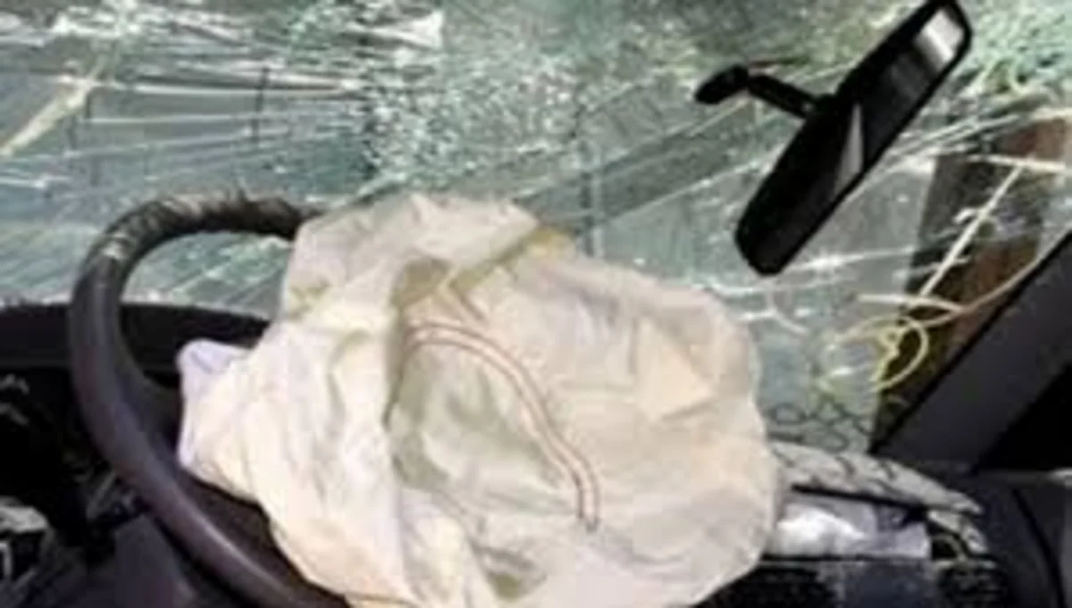 Qazaxda avtomobil aşıb, sürücü xəsarət alıb