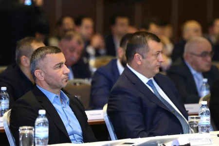 AFFA-nın növbədənkənar Konfransı işə başlayıb