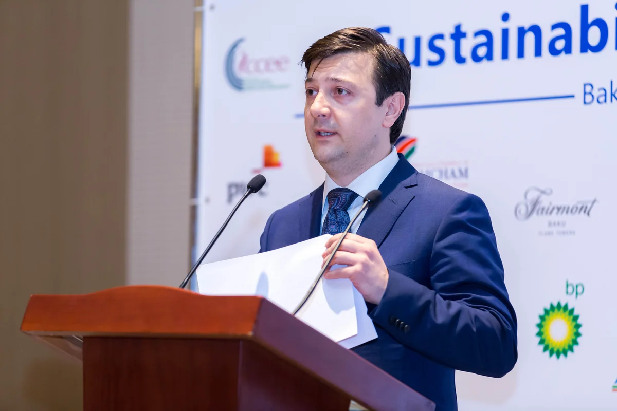 ​AmCham rəhbərliyi SOCAR CNG ilə görüş keçirib