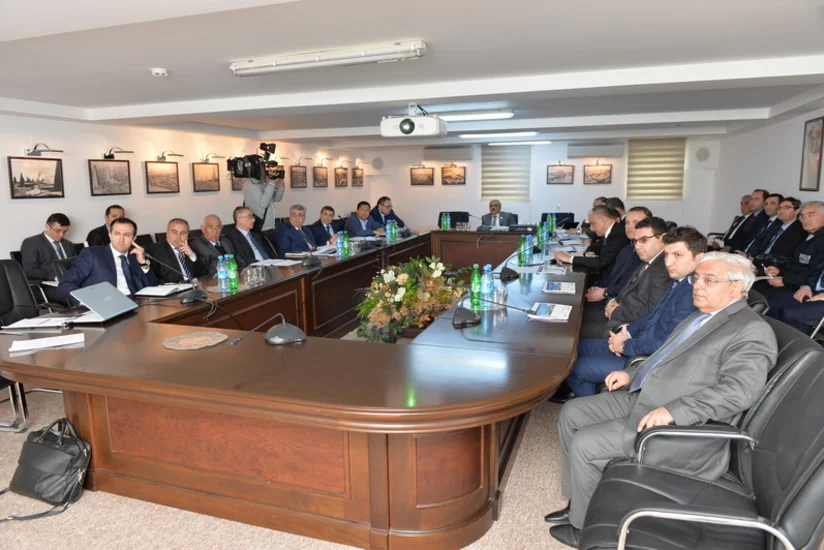 Bakı neft emalı zavodunun yenidən qurulması ilə bağlı iclas keçirilib