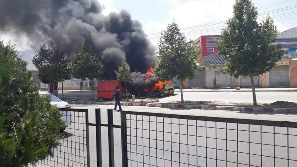 Əfqanıstanda avtobus partladılıb, ölən və yaralananlar var