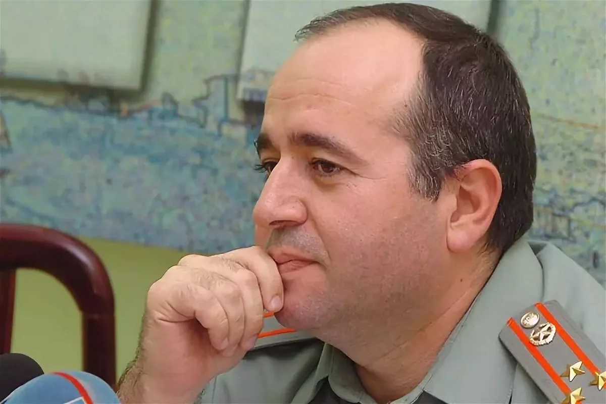 Armenian defense minister admits violations in providing army with food