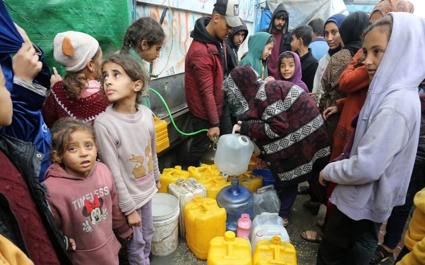 BMT: 2 milyona yaxın Qəzza sakini qida mənbəyindən məhrumdur