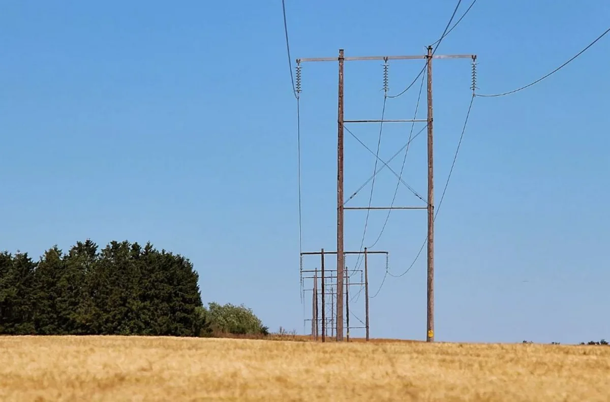 Qazaxda güclü külək fəsadlar törədib
