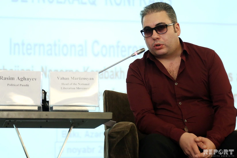 Ваан Мартиросян: В Армении разрушаются мечети, историю, касающуюся Азербайджана, переписывают