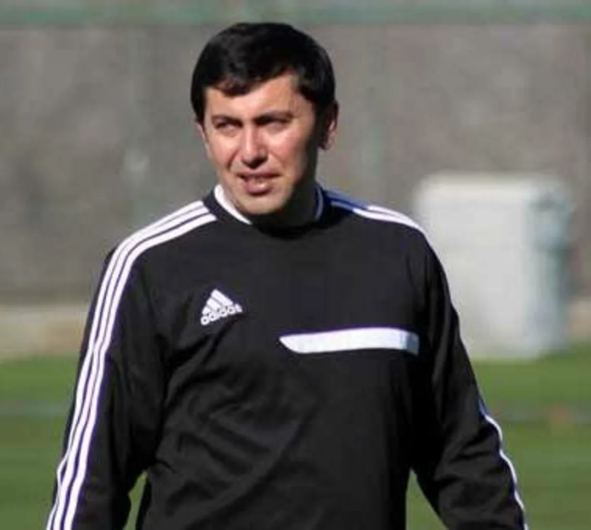 ​Samir Əliyev “Neftçi”nin baş məşqçisi postunda saxlanılıb