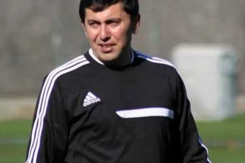 ​Samir Əliyev “Neftçi”nin baş məşqçisi postunda saxlanılıb