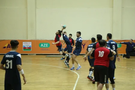 Həndbol üzrə Azərbaycan çempionatında təxirə salınmış oyunlar keçirilib