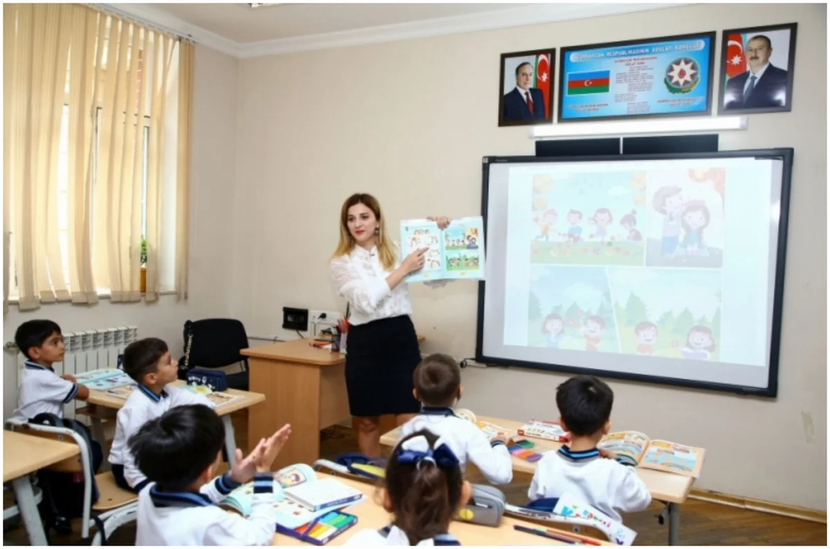 Azərbaycan məktəblərində 20 mindən çox gənc müəllim çalışır