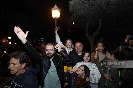 İçərişəhərdə təntənəli bayram tonqalı qalanıb