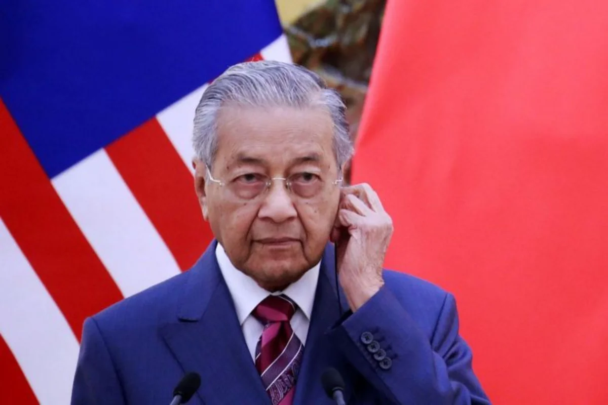 Malaysia's elderly PM granted exclusive right