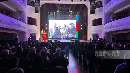 Vladivostokda Heydər Əliyevin anadan olmasının 100 illiyi şərəfinə konsert keçirilib