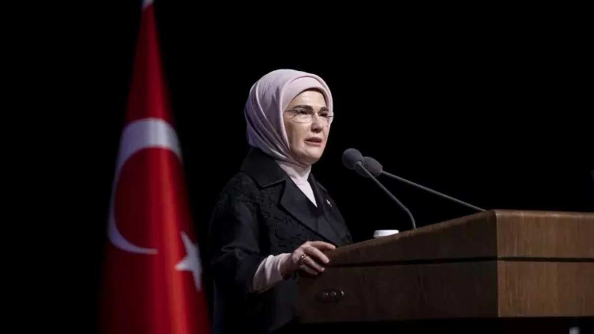 Əminə Ərdoğan: “Qəzza zolağının bərpası üçün fond yaradılmalıdır”