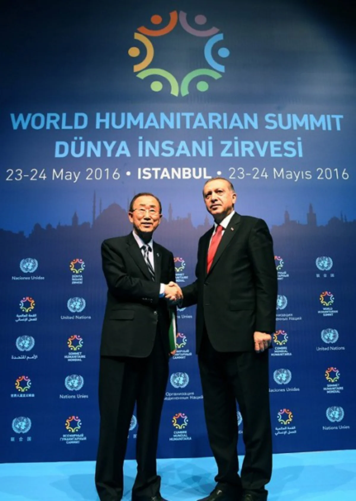 ​İstanbulda keçirilən Dünya Humanitar Sammiti başa çatıb