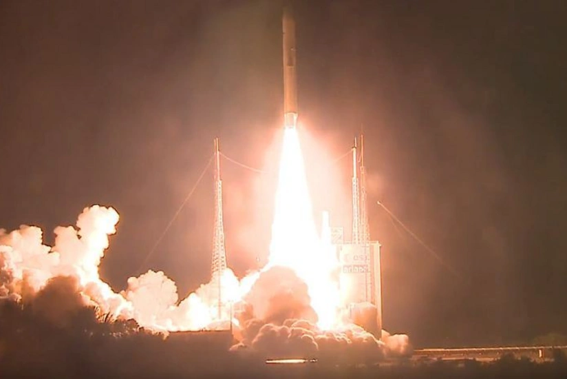 “Azerspace-2” peyki Kuru kosmodromundan orbitə buraxılıb - VİDEO