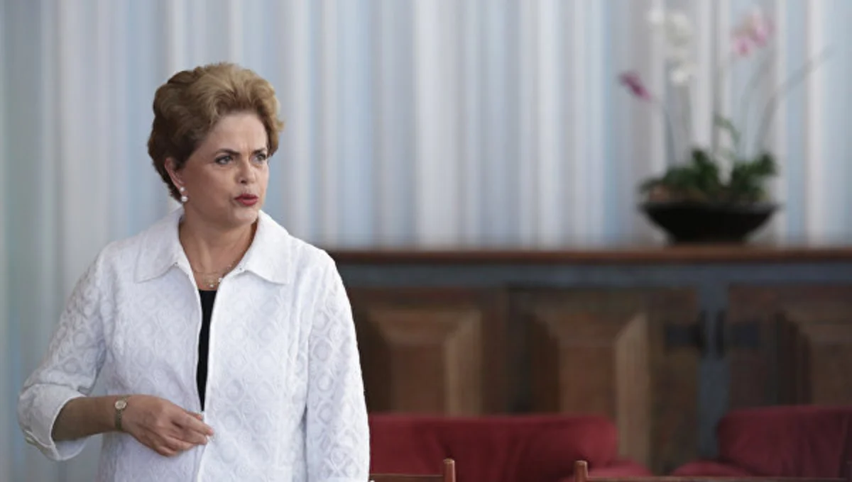 Braziliya senatorlarının əksəriyyəti prezident Dilma Rousseffin impiçmentinə səs verib