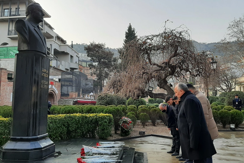 Tbilisidə Heydər Əliyevin xatirəsi yad edilib