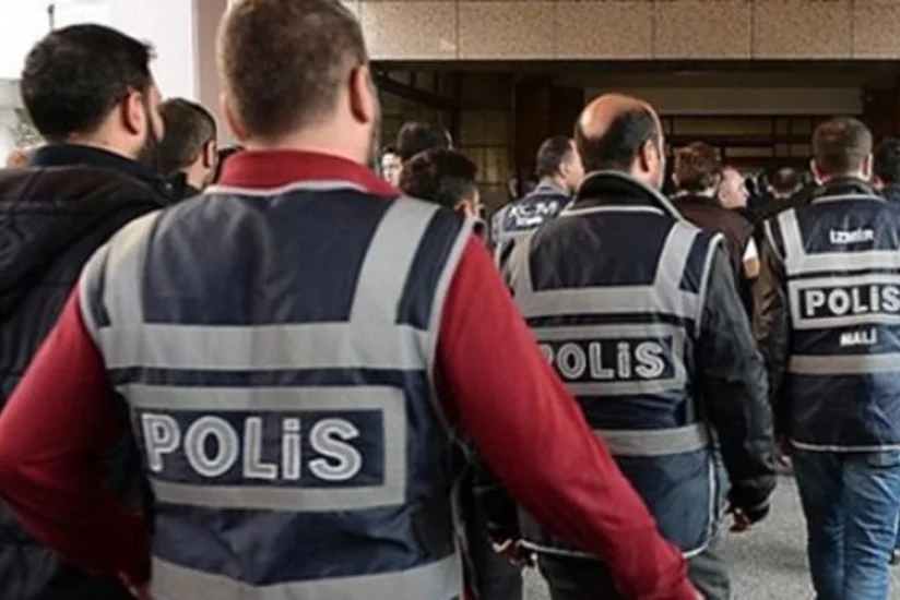 Türkiyə ordusunun daha 300 hərbçisinin tutulmasına qərar verilib