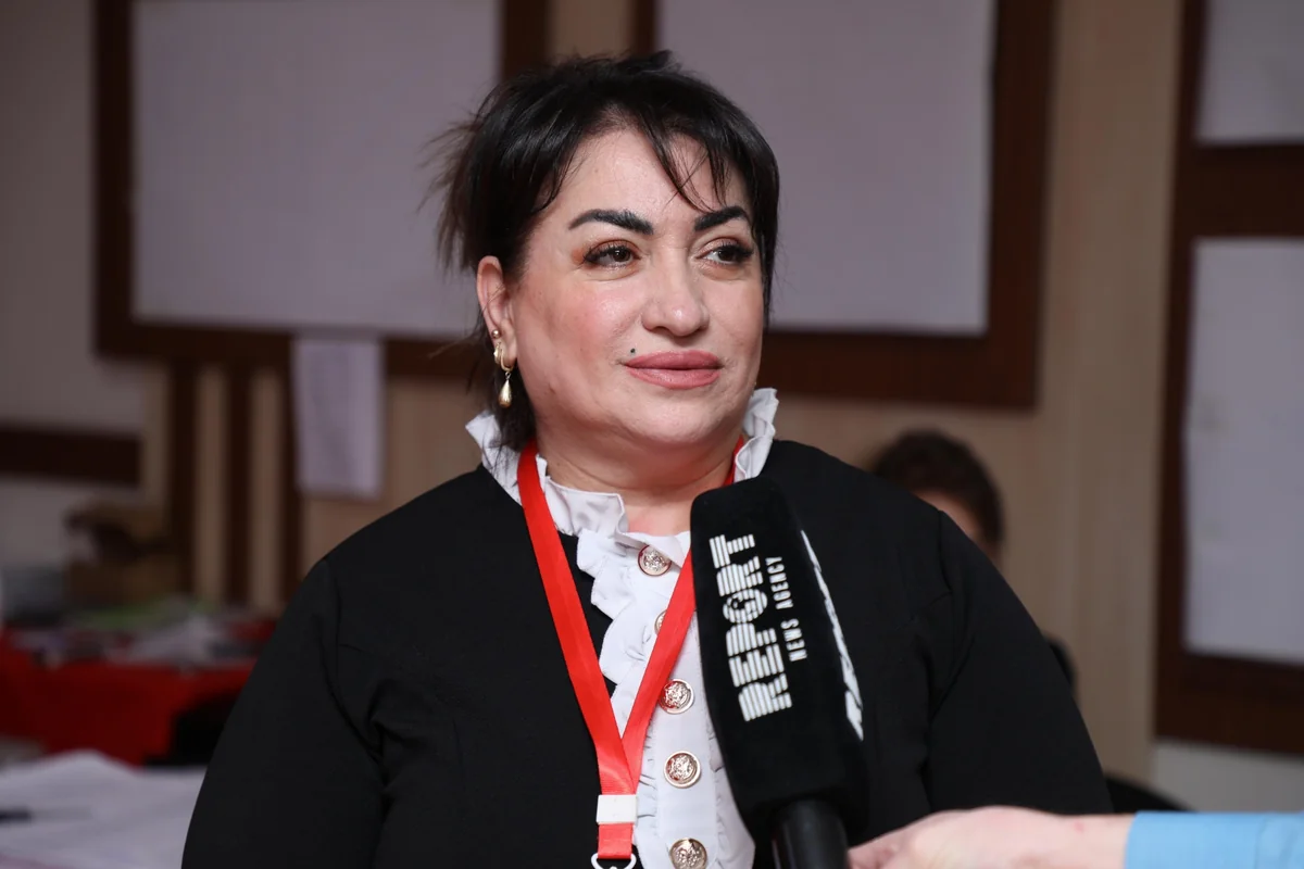 35 saylı Xətai üçüncü seçki dairəsinin 9 saylı məntəqəsində 5 nəfər ilk dəfə səs verəcək