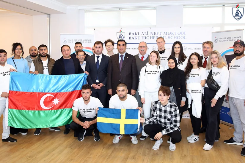 Представители молодежи Швеции побывали в гостях в Бакинской Высшей школе нефти
