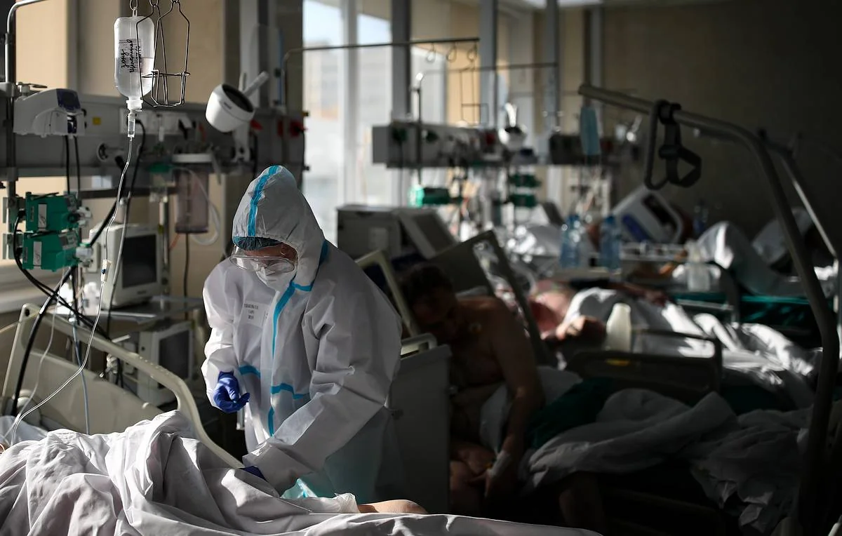 Число смертей из-за коронавируса в России за сутки возросло на 526