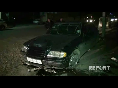 İmişlidə avtomobil beton divara çırpılıb, xəsarət alan var - FOTO