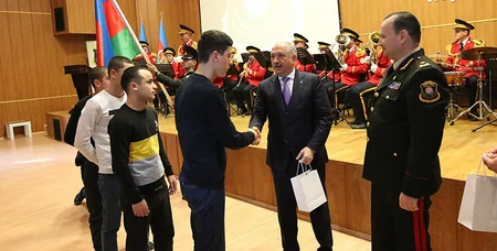 Suraxanı rayonunda çağırışçılar hərbi xidmətə yola salınıblar