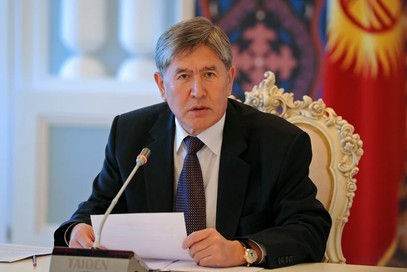 Экс-президент Кыргызстана намерен покинуть страну
